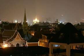 Roof View Place