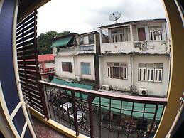 Roof View Place