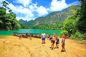 Khao Sok River Lodge Hotel