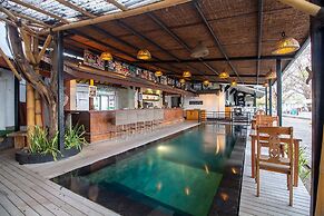 Scallywags Beach Club