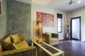 Charu Bay Villas