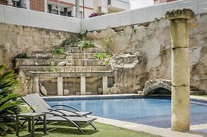 Exe Cunit Suites & Spa