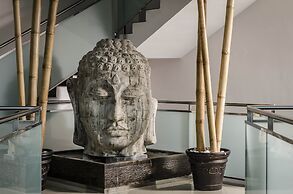 Exe Cunit Suites & Spa