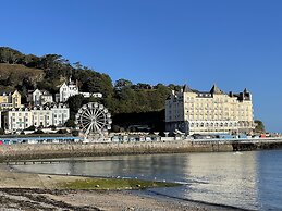 Llandudno Hostel