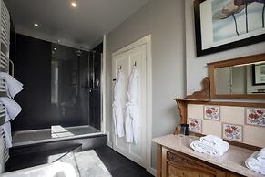 Cardhu Country House