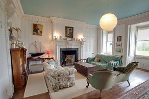 Kelly House