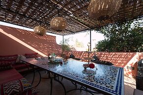 Riad Lhena