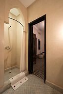 Riad Lhena