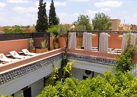 Riad Lhena
