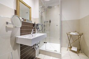 Chin-Chin Hotel ehemals Bohemian Hotel