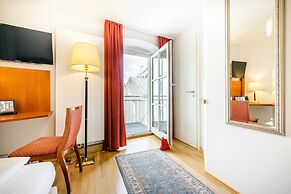Chin-Chin Hotel ehemals Bohemian Hotel