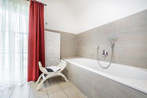 Chin-Chin Hotel ehemals Bohemian Hotel