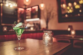 Chin-Chin Hotel ehemals Bohemian Hotel