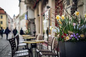 Chin-Chin Hotel ehemals Bohemian Hotel