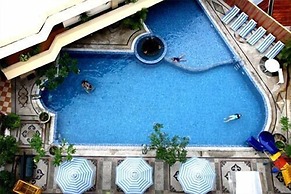 Hotel Grand Tiga Mustika