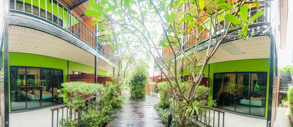 Leelawadee Lipe Resort