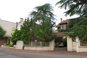Hôtel le Lyon Bron