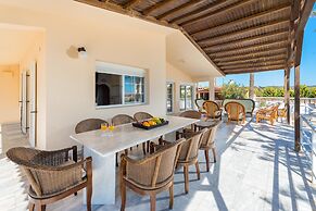 Villa Maria