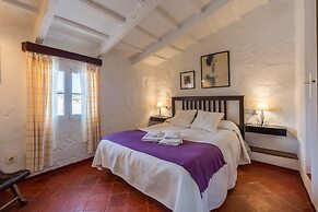 Hostal S'Engolidor