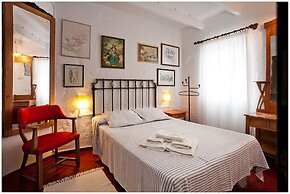 Hostal S'Engolidor