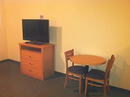 Circle 6 Motel