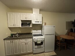 Circle 6 Motel