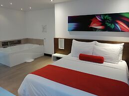 Loyds Hotel