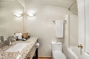 Glen Lyon Inn & Suites