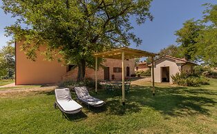 Poggiovalle Tenuta Italiana