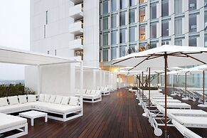 SEAMARQ Hotel
