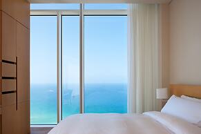 SEAMARQ Hotel