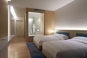 SEAMARQ Hotel