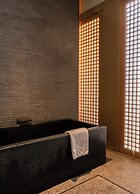 SEAMARQ Hotel