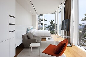 SEAMARQ Hotel