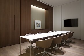 SEAMARQ Hotel