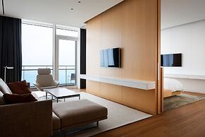 SEAMARQ Hotel