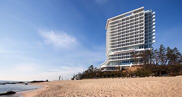 SEAMARQ Hotel