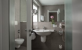 Parkhotel Schmid