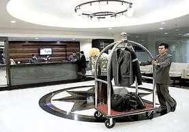 Grand Pacific Hotel