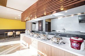 The 7 Business Hotel