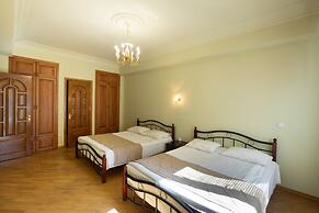Kantar Hotel
