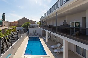 All Saints B&B Kastela