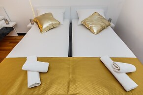 All Saints B&B Kastela