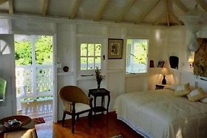 Fire Fly Cottage