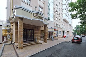 Degas Lite Hotel