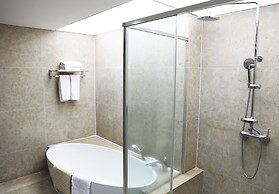 Ramada Jeju Hamdeok