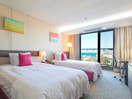 Ramada Jeju Hamdeok