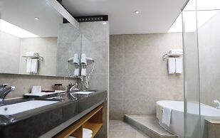 Ramada Jeju Hamdeok