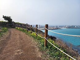 Ramada Jeju Hamdeok