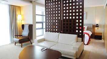 Ramada Jeju Hamdeok